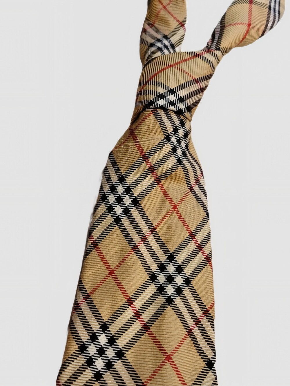 VTG BURBERRY LONDON Nova Check Tie 100% Silk Classic Plaid Designer Preppy EUC